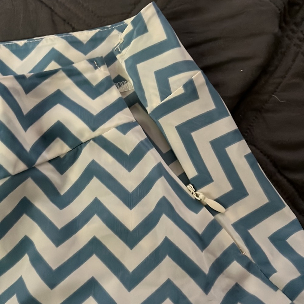 Flattering little boutique skirt - perfect for travel
